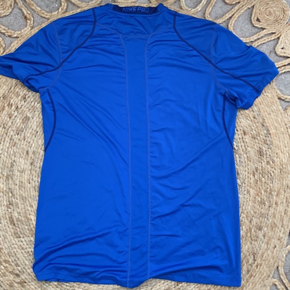 T-shirt - Picture 3 of 4